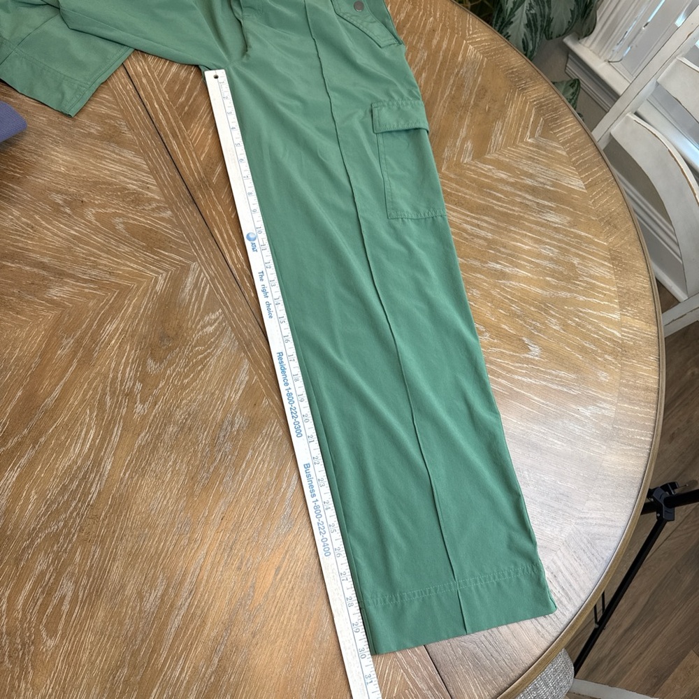 Athleta Vienna Cargo Pants - Picture 6 of 7